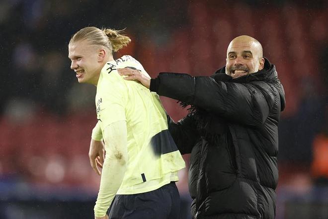 贝尔：最喜欢进球是欧冠决赛倒钩；我当评论员不是为了上头条（贝尔直言最难忘进球是欧冠决赛倒钩：当评论员并非为博头条）