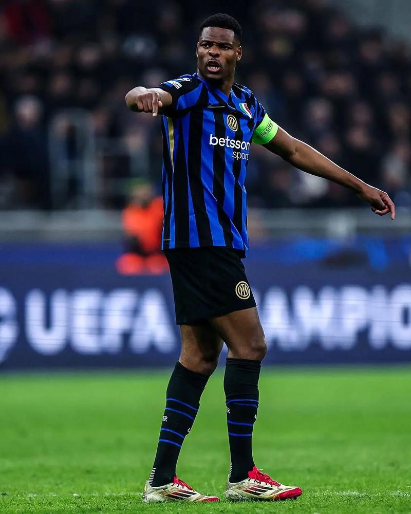 2026年苏超主教练名单公布，李玮锋、大张玉宁等领衔