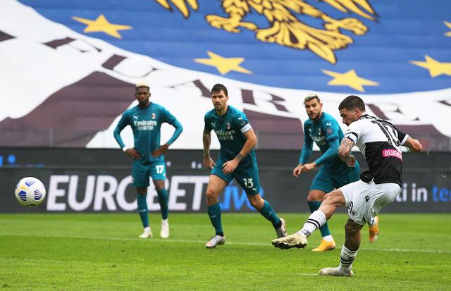 中甲战报：阿卜杜瓦哈普戴帽，陕西联合5-1送广西平果降级（中甲快讯：阿卜杜瓦哈普帽子戏法，陕西联合5-1大胜送广西平果降级）