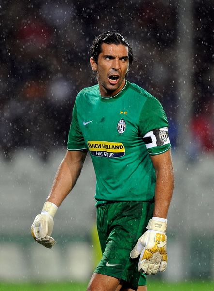 B费：我们表现得很高效，球队在这个过程中不断改进（B费：我们踢得很高效，球队在过程中持续进步）