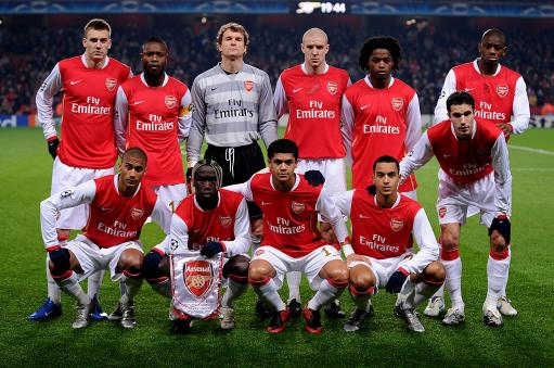 谁说“千年老二”？王皓的生日，让乒乓圈给出最硬的回答（别再提“千年老二”！王皓生日这天，乒坛用硬实力回应）