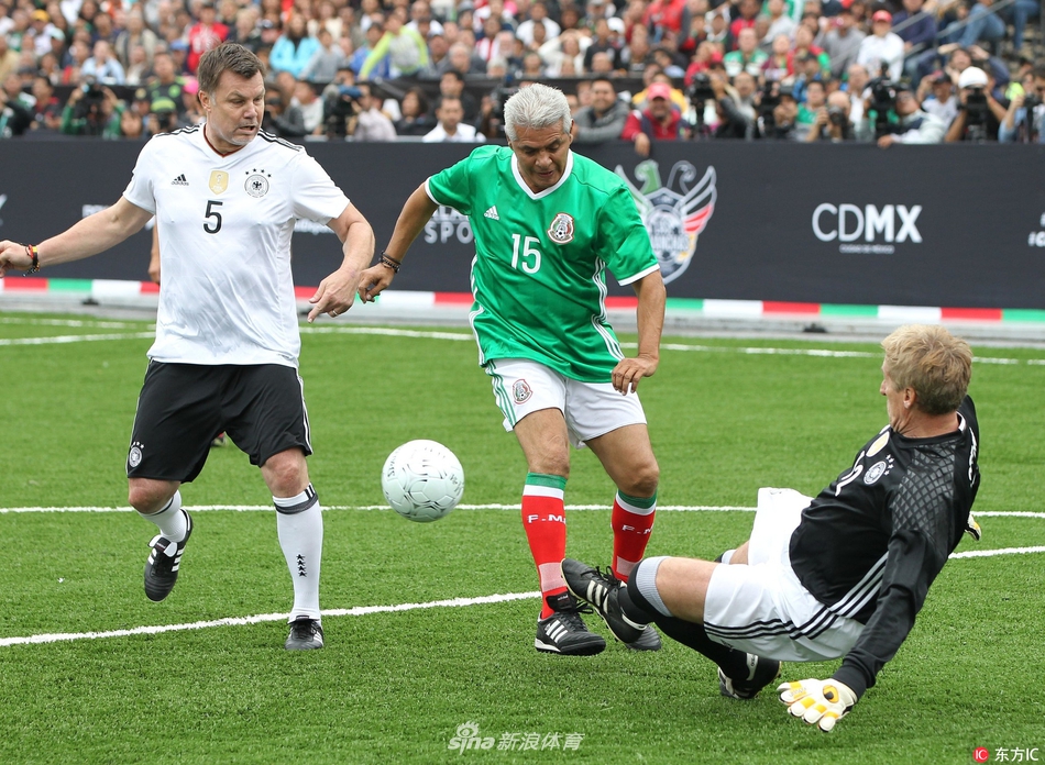 德利赫特：球队还不在想要的位置上，希望本赛季拿到欧冠资格（德利赫特：我们尚未达到理想排名，目标本季锁定欧冠席位）